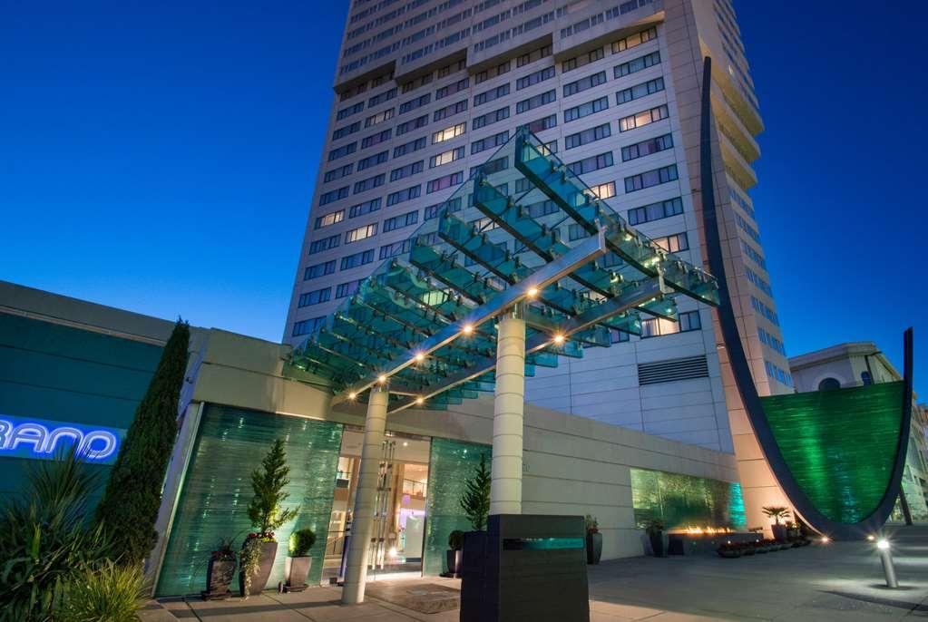 Hotel Murano Такома Екстериор снимка Hilton Athens